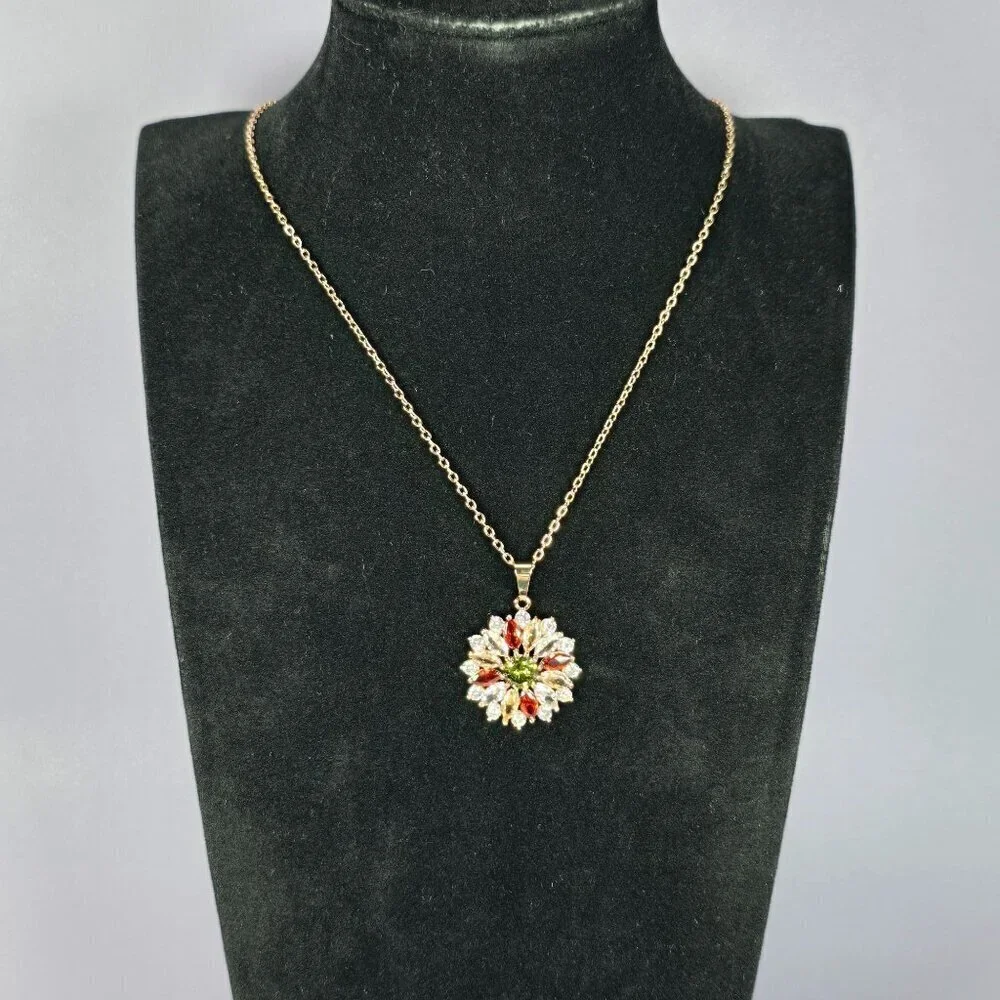 Rose Gold Plated‎ Necklace With Crystal Flower Pendant (NWOT)